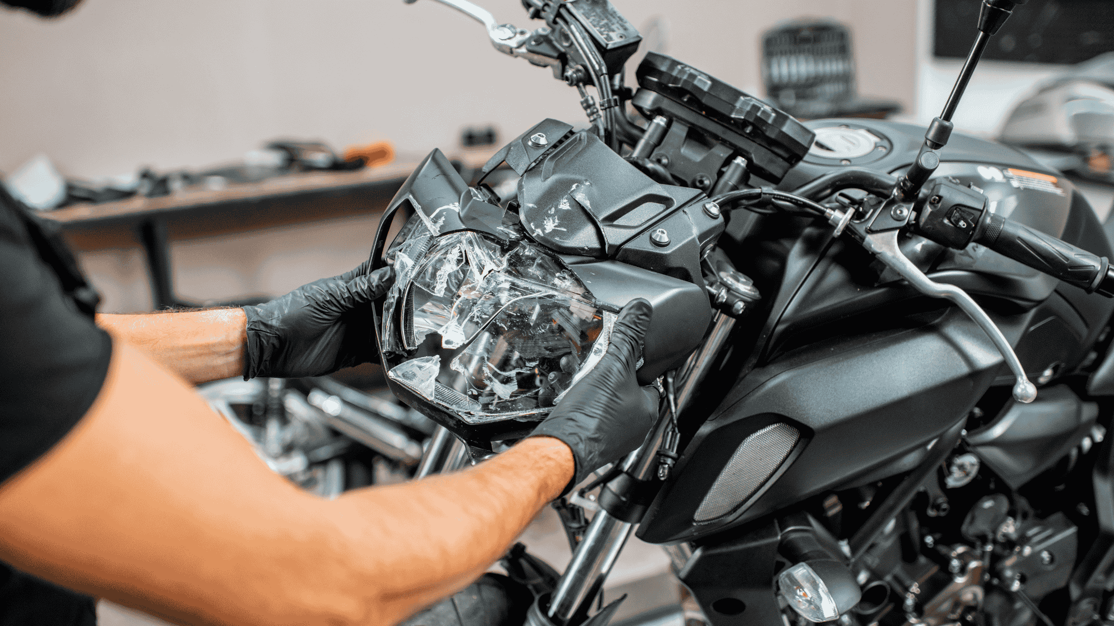 CHAPA Y PINTURA MOTOS VALENCIA